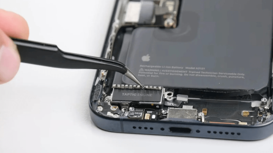 Iphone 15 Pro Max Batarya Degisimi 1